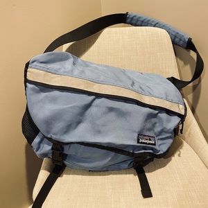 Patagonia Large Messenger Bag.